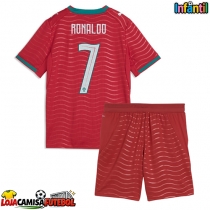 Camisa de Futebol Portugal Cristiano Ronaldo #7 Equipamento Principal Infantil Mundo 2026 Manga Curta (+ Calças curtas)